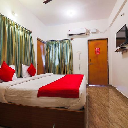 Fullmoon Beach Place Candolim Exterior foto